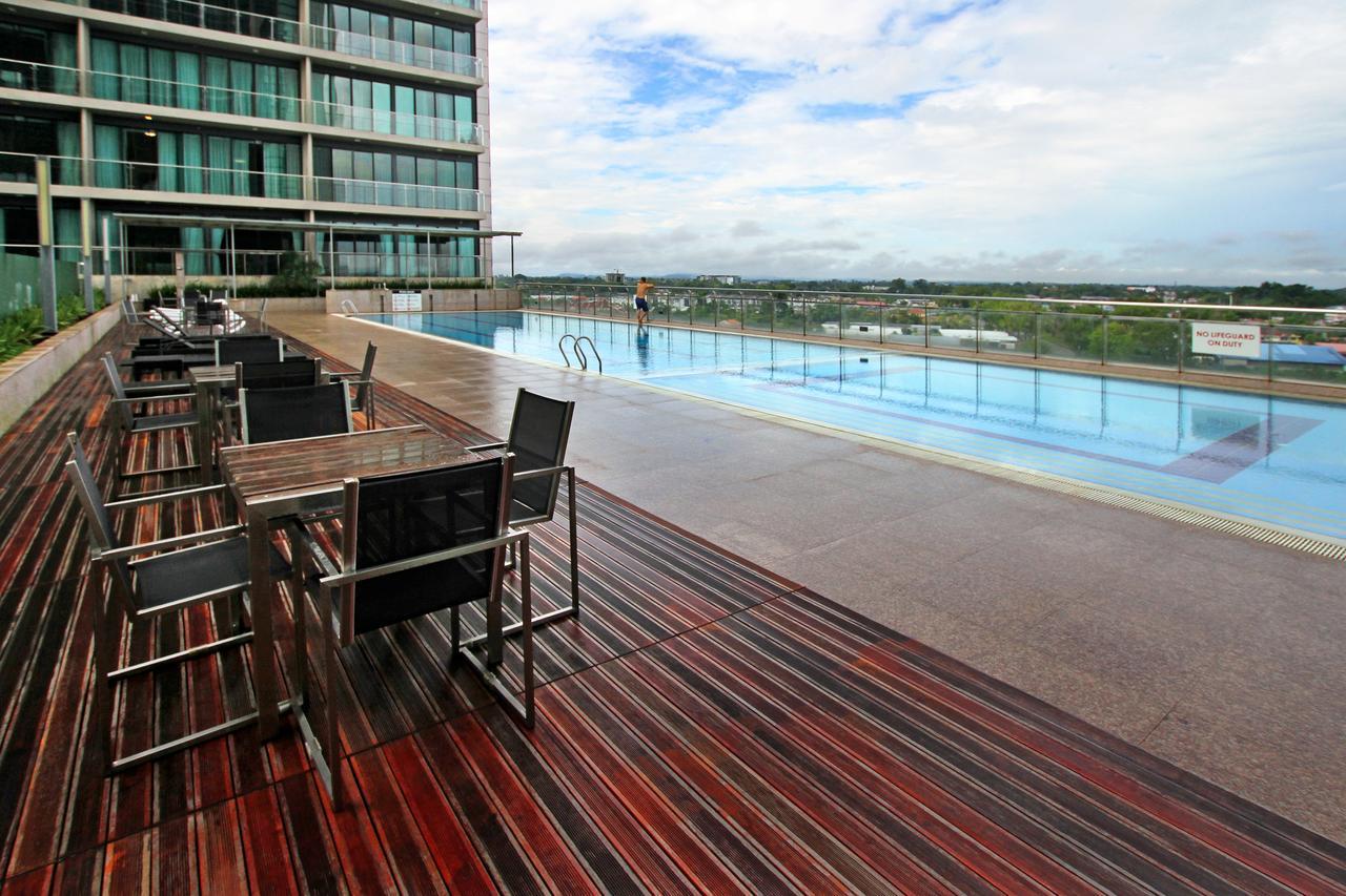 Bernard Holiday Home @ Imperial Suites 쿠칭 외부 사진