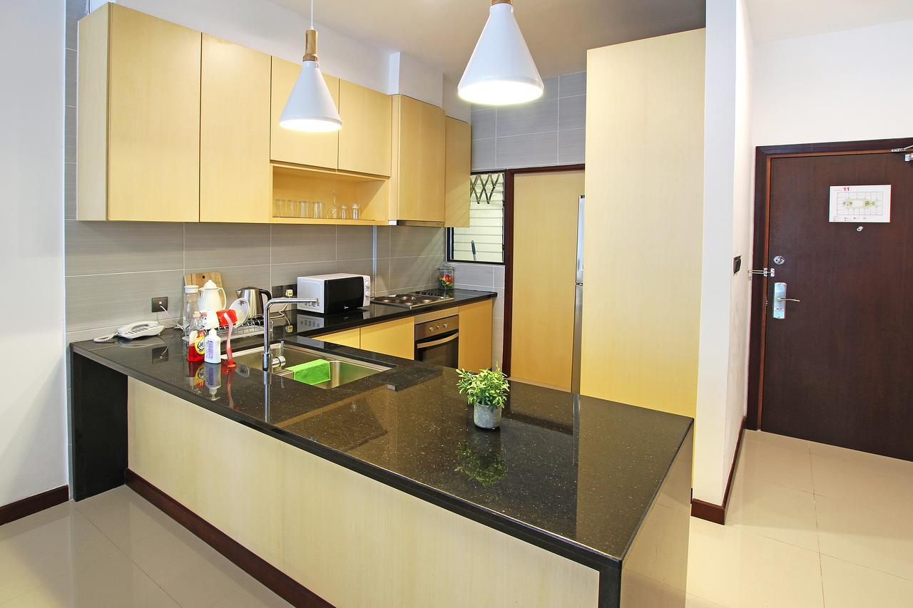 Bernard Holiday Home @ Imperial Suites 쿠칭 외부 사진