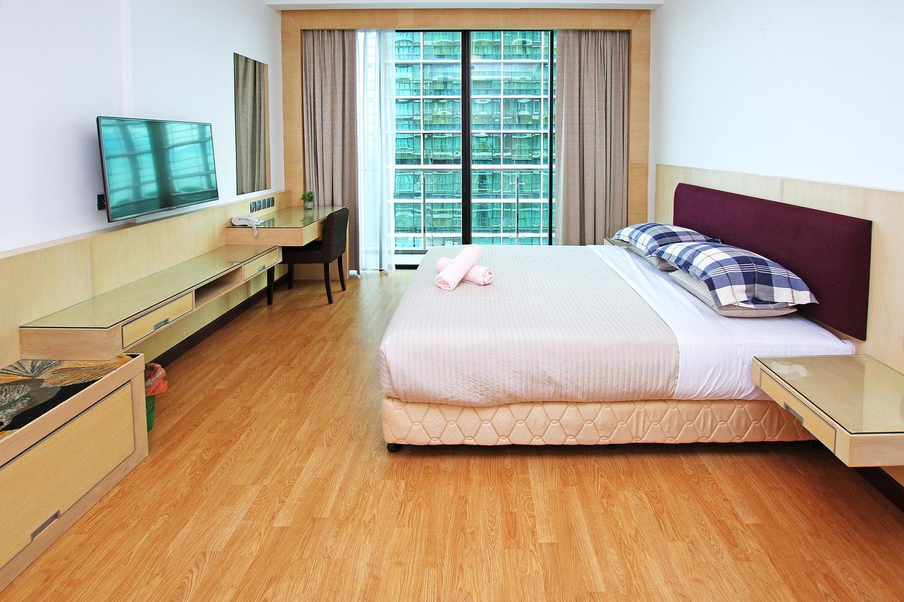 Bernard Holiday Home @ Imperial Suites 쿠칭 외부 사진