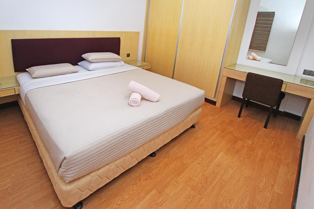 Bernard Holiday Home @ Imperial Suites 쿠칭 외부 사진
