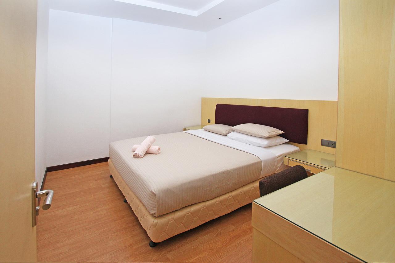Bernard Holiday Home @ Imperial Suites 쿠칭 외부 사진